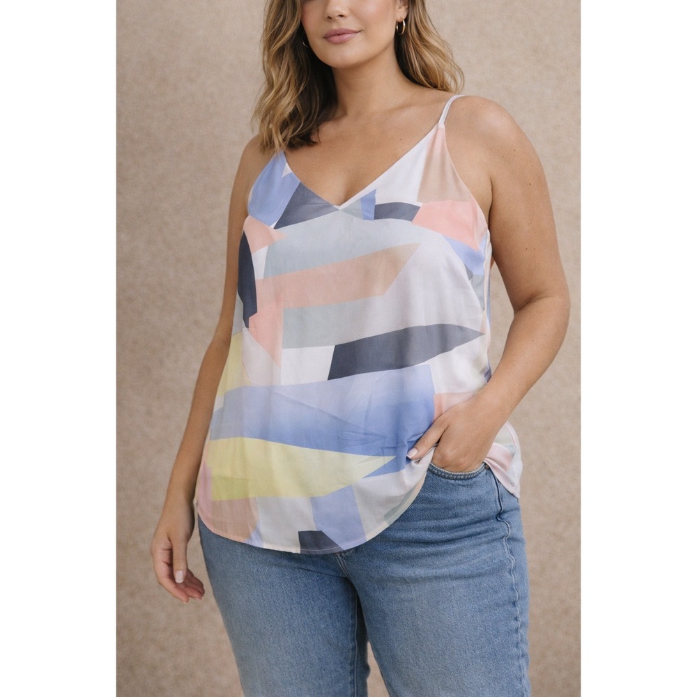 Madison Curvy Geometric Abstract V-Neck Camisole Tank Top Multicolor 1X FLAW